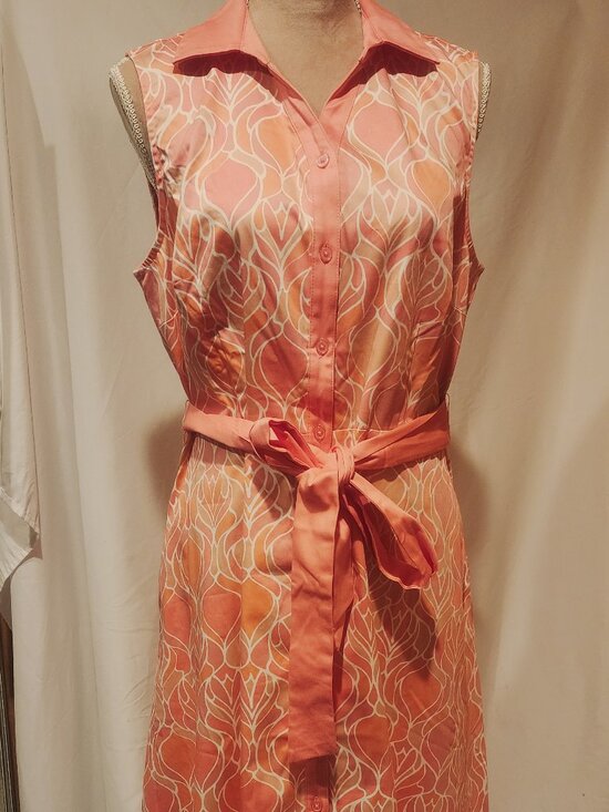 Isaac Mizrahi Dresses & Skirts - Isaac Mizarahi Pink Printed Dress with Collar & pockets Vintage Size 14